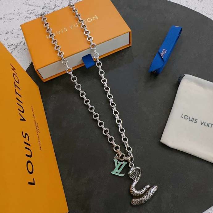 Picture of LV Necklace _SKULVnecklace06cly13012352